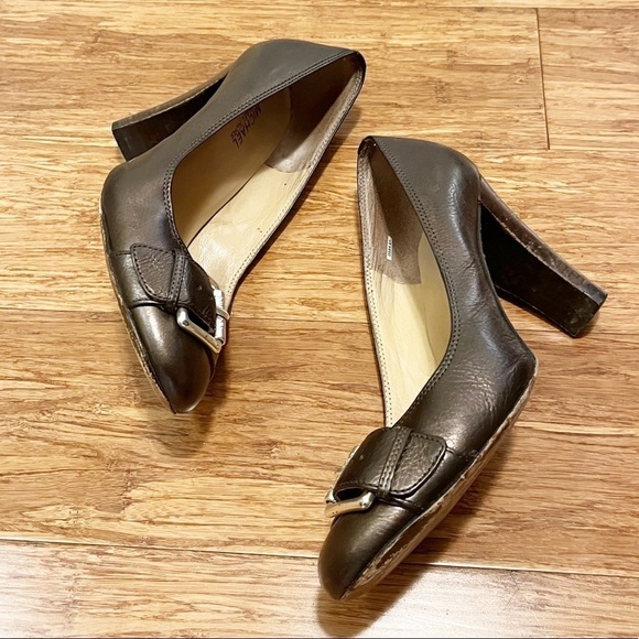 MICHAEL Michael Kors antique gold bronze leather wood stacked heels w/ buckle 8 - Picture 4 of 12